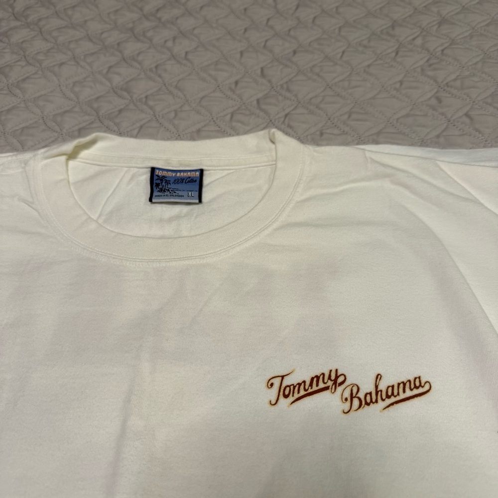 Tommy Bahama Men’s White Short Sleeve Tee - size XL - Picture 7 of 10